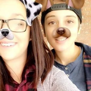 Meet your Posher, Kenzi